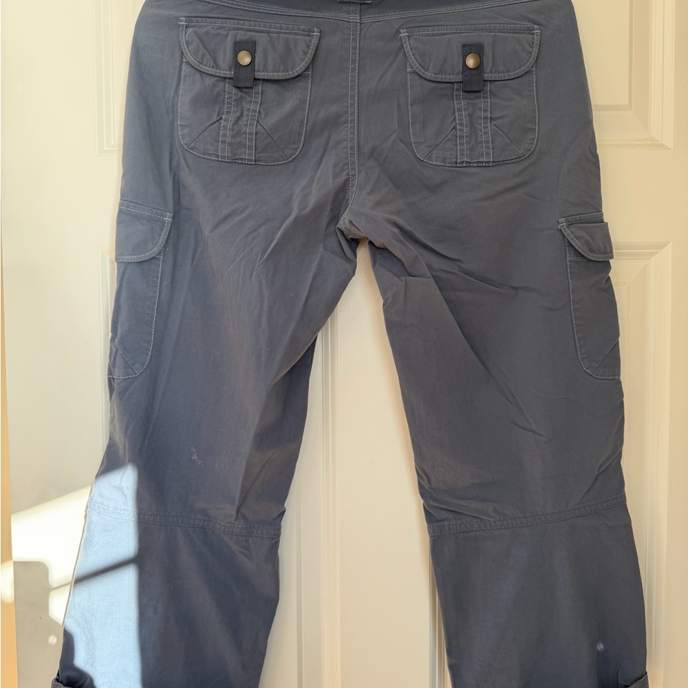 Kuhl women’s born in the mountains Gray Cargo Pants size 6